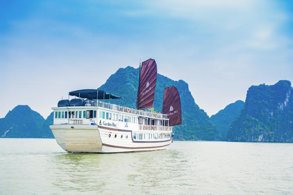 Garden Bay Luxury Cruise Hotel Ha Long Exterior photo